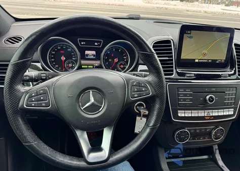 2016 Mercedes-Benz Gle 550E 4Matic z USA, uszkodzony, nr VIN 4JGDA6DB3GA796627